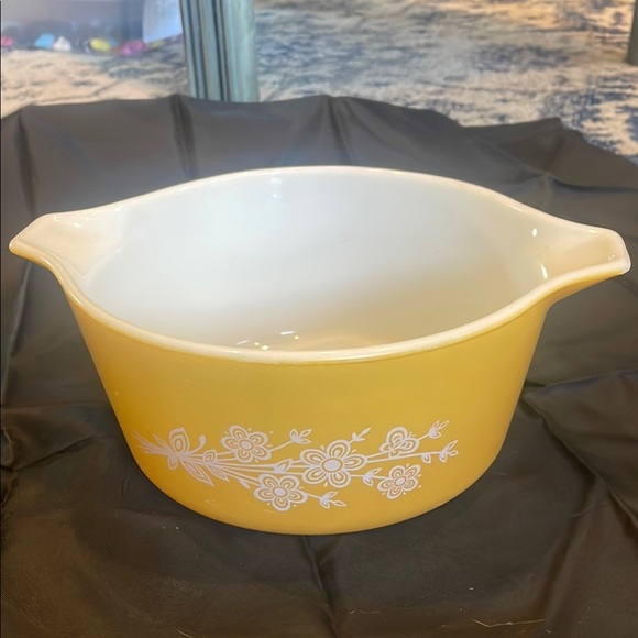 Pyrex Yellow Floral Mixing Bowl - Picture 1 of 4